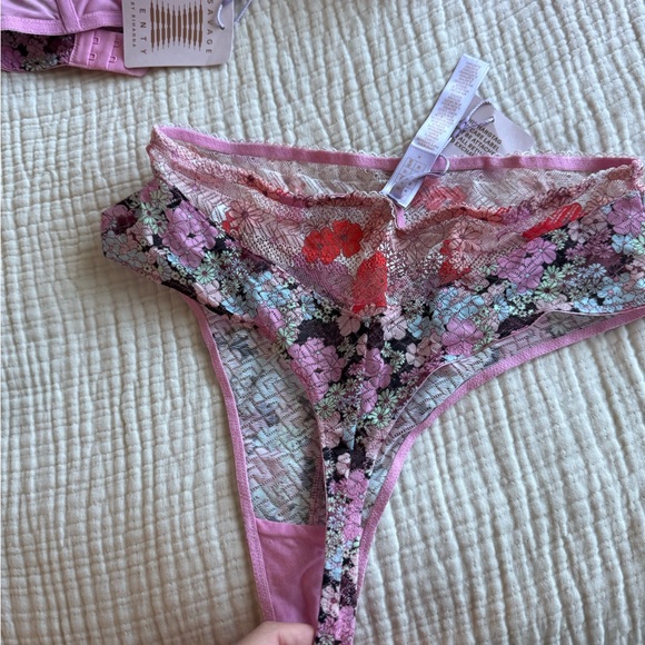 Savage X Fenty 3 piece lingerie NWT BRAND NEW NEVER WORN. - Picture 13 of 14